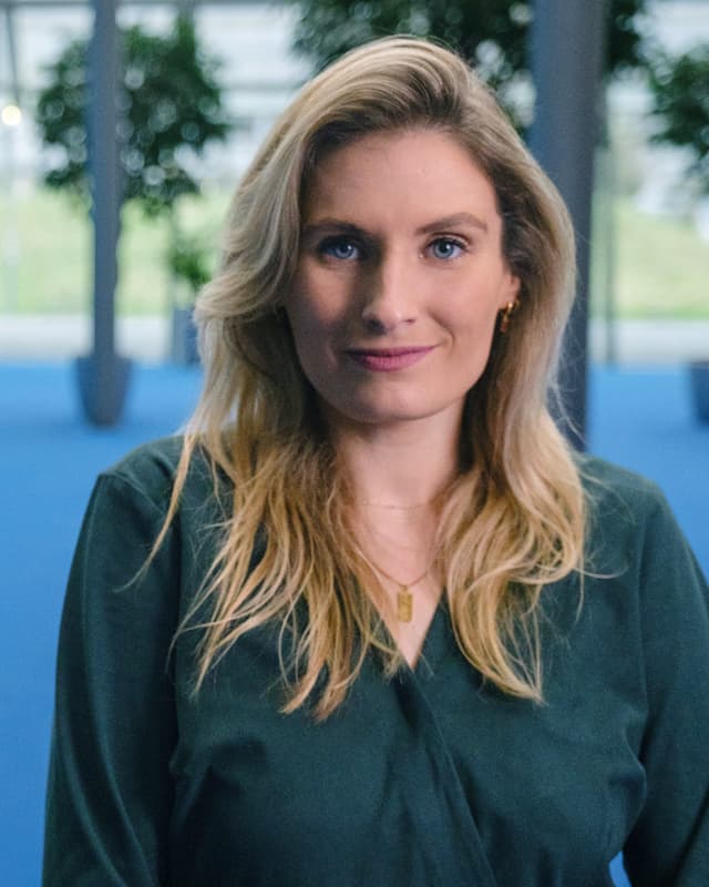 Dr. Jessica Szczuka